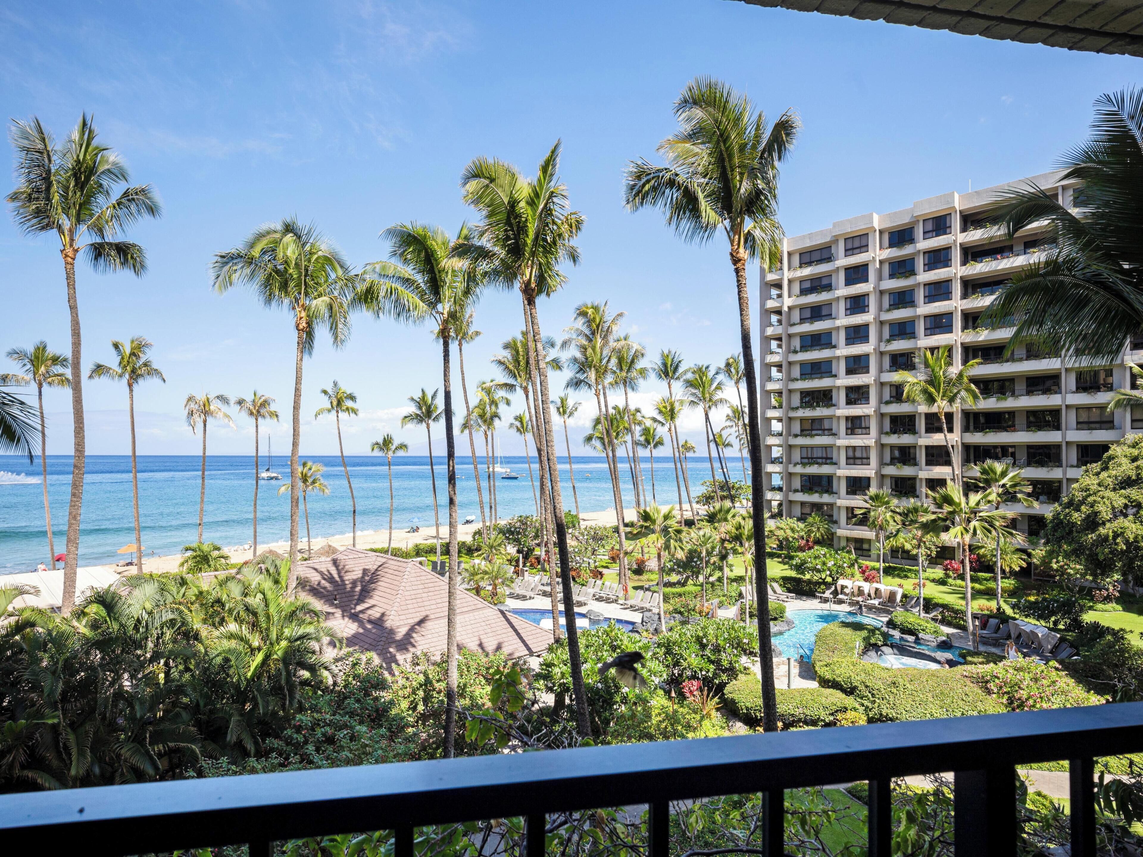 Condo, 2 Bedrooms, Ocean View (444) | Front of property
