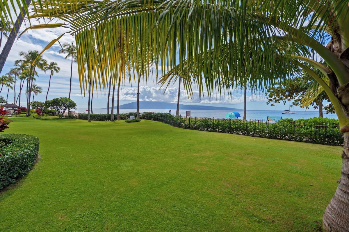 Condo, 2 Bedrooms (115) | Front of property