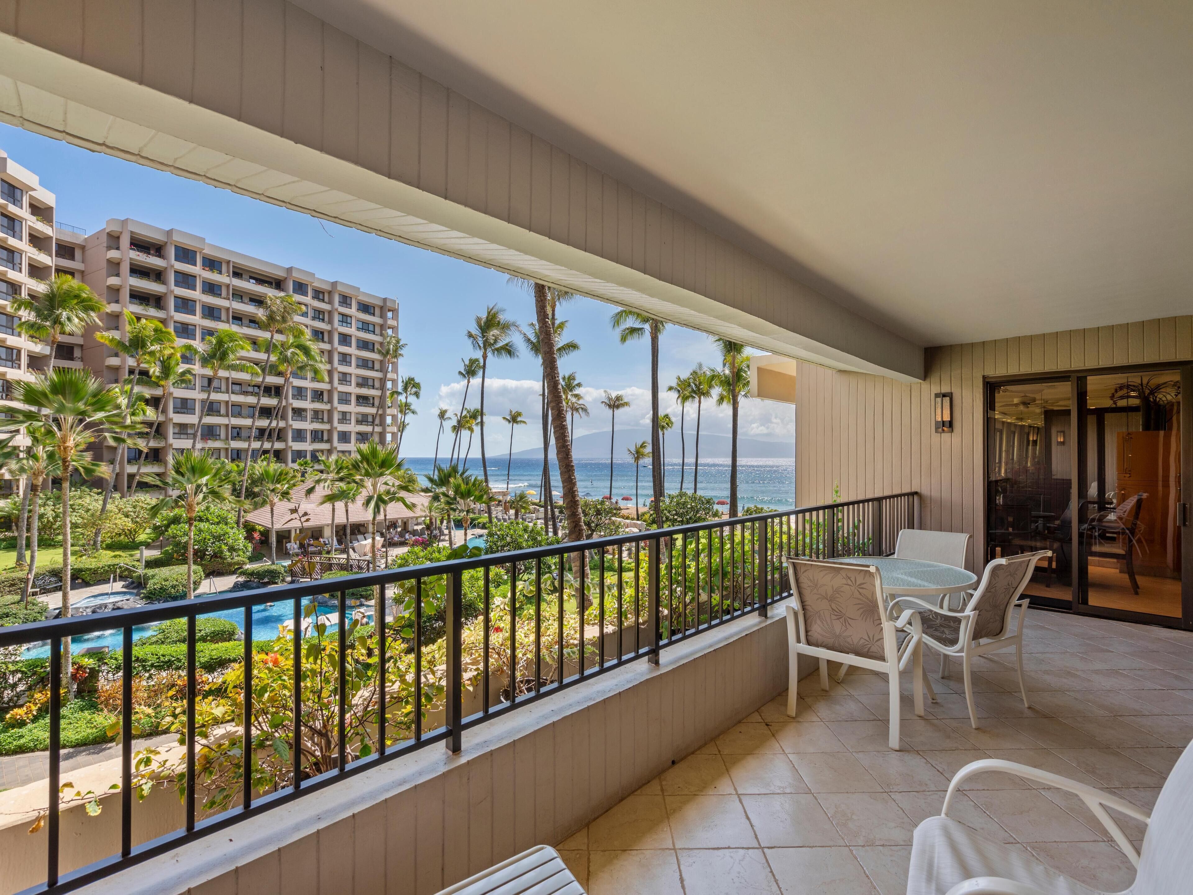 Condo, 2 Bedrooms, Ocean View (134) | Front of property