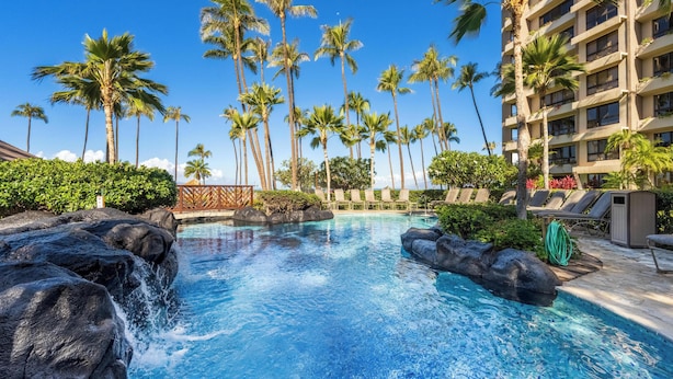 Pool - Kaanapali Alii-2 Bedroom Ocean Views (Lahaina)