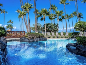 Condo (2 Bedrooms) | Property amenity