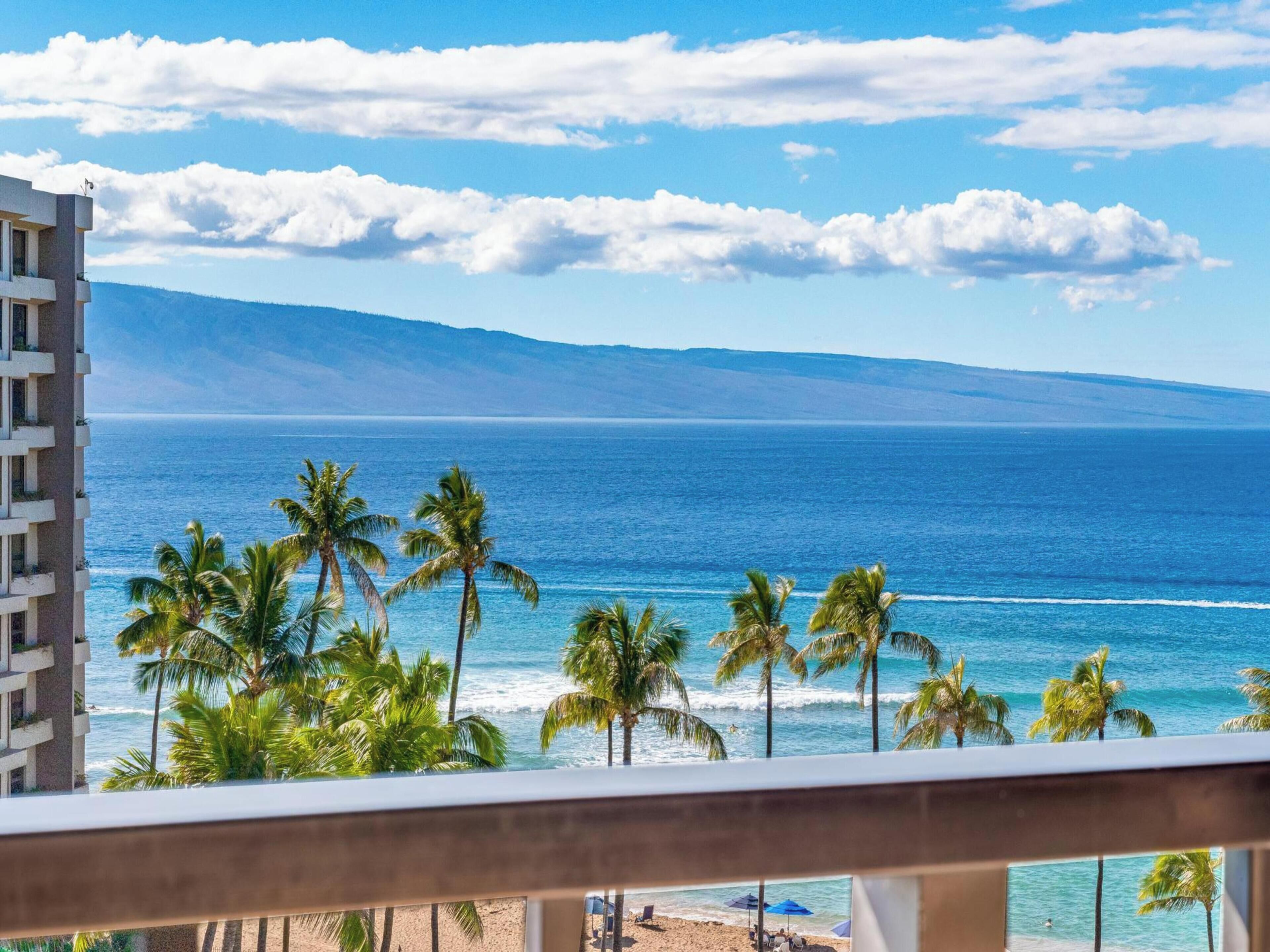 Condo, 2 Bedrooms, Ocean View (295) | Front of property