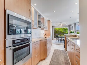 Condo, 2 Bedrooms, Ocean View (255) | Property amenity