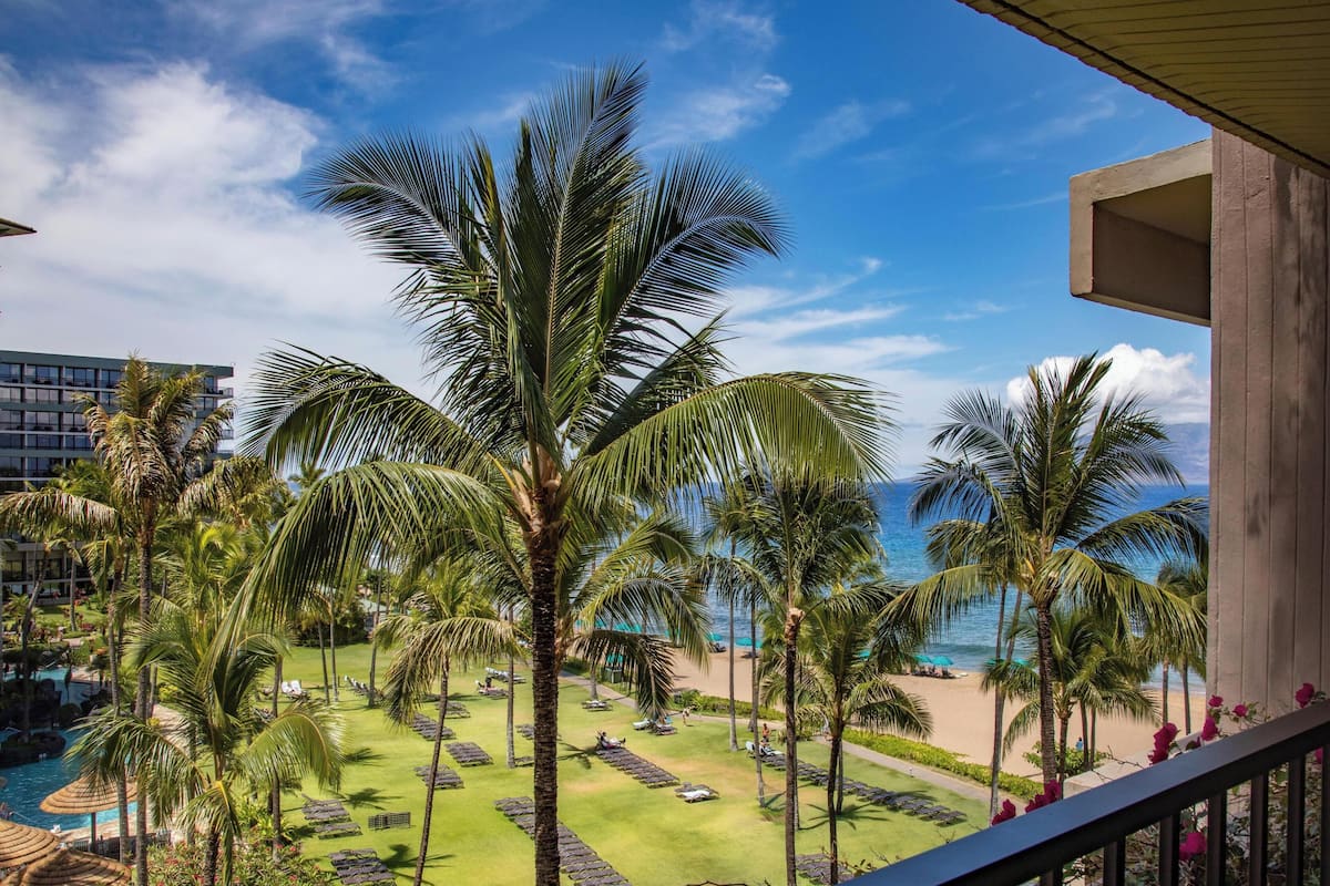 Condo, 3 Bedrooms (364) | Front of property