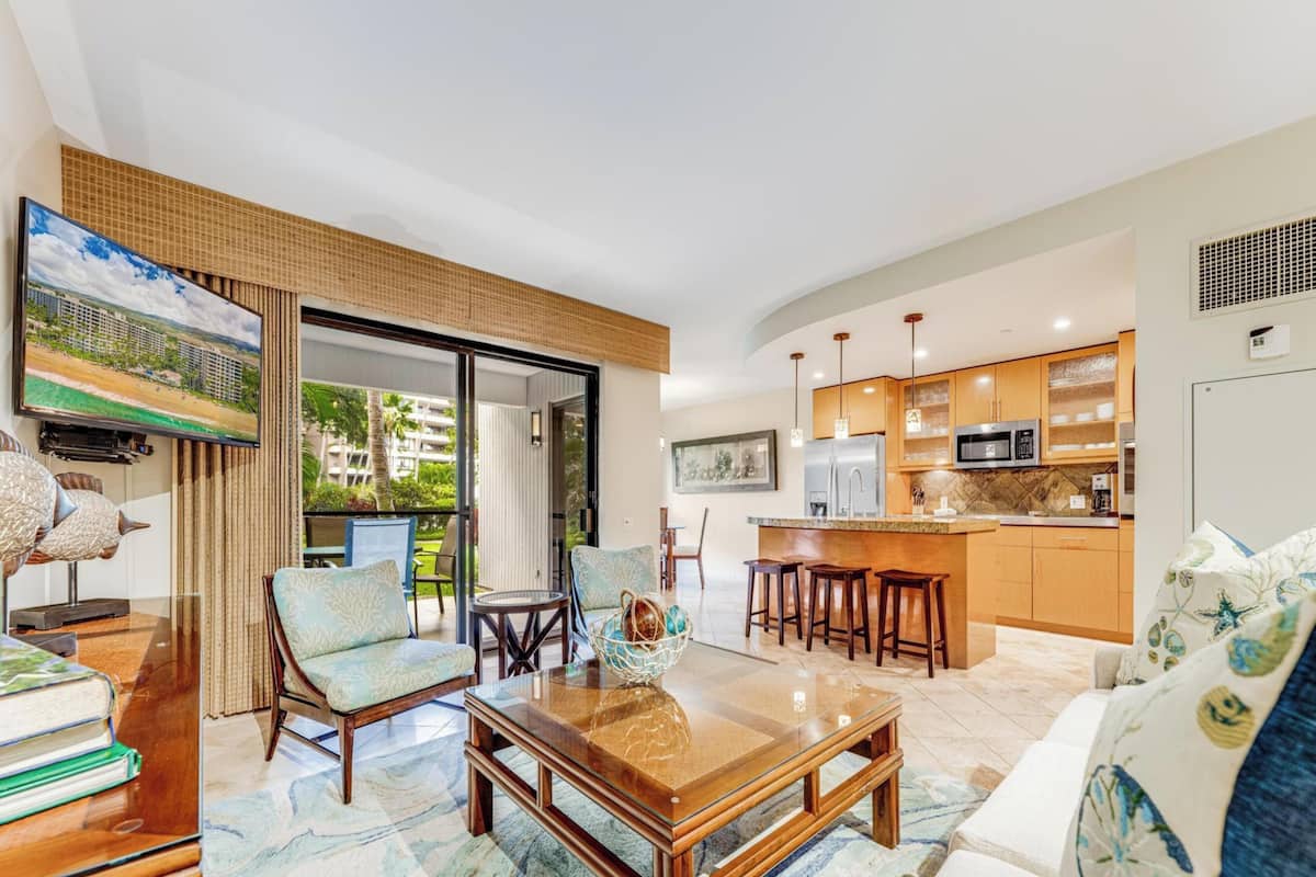 Condo, 2 Bedrooms (112) | Front of property