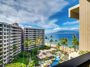 Front of property - Kaanapali Alii-2 Bedroom Ocean Views (Lahaina)