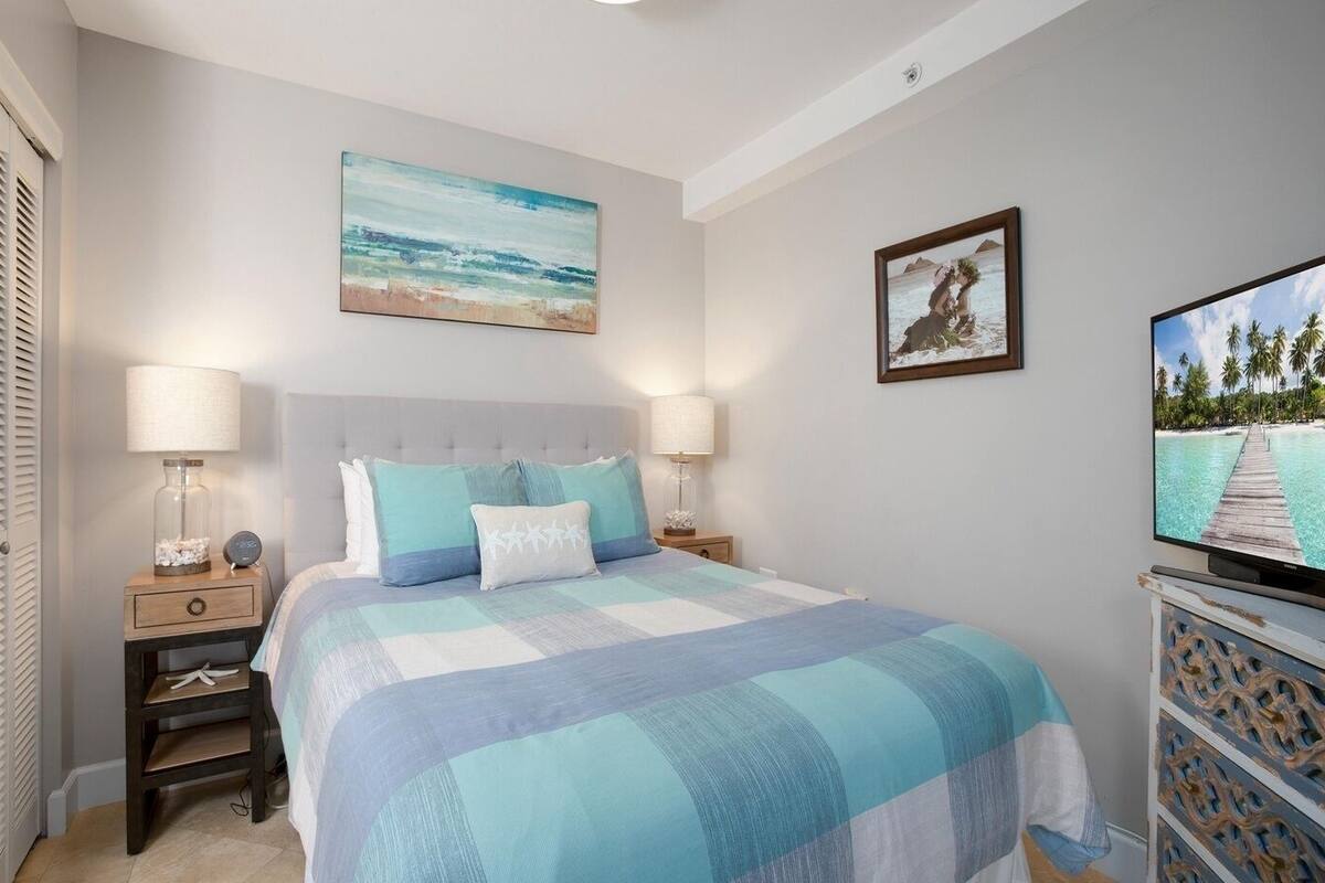Condo, 2 Bedrooms (482)