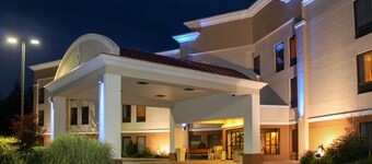 Holiday Inn Express Lewisburg/New Columbia by IHG