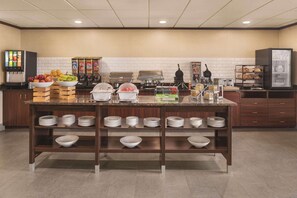 Free daily buffet breakfast 