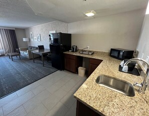 Suite, 2 Queen Beds, Non Smoking | Private kitchen