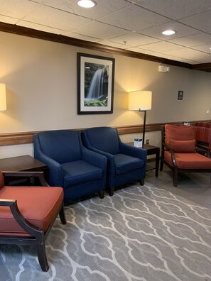 منطقة الجلوس في الردهة