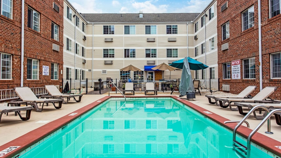 MainStay Suites Greenville Airport