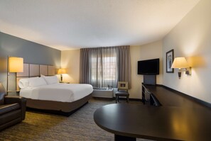 Studio Suite, 1 Queen Bed (Studio) | Egyptian cotton sheets, premium bedding, down comforters, pillowtop beds - Sonesta Simply Suites Des Moines (West Des Moines)