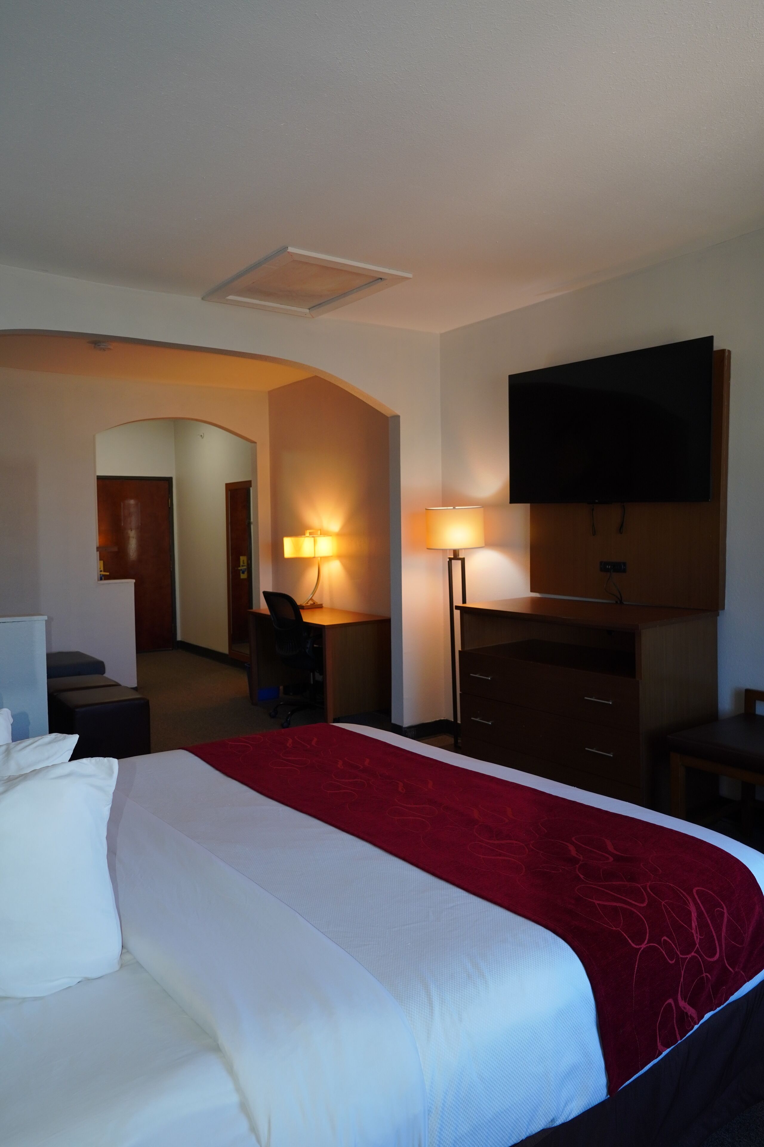 suite, 1 king bed, non smoking | desk, laptop workspace, blackout curtains, iron/ironing board