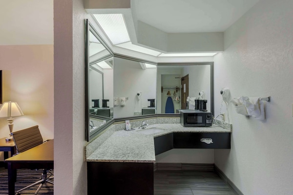 Executive Suite, 1 King Bed, Non Smoking | Desk, laptop workspace, blackout drapes, iron/ironing board