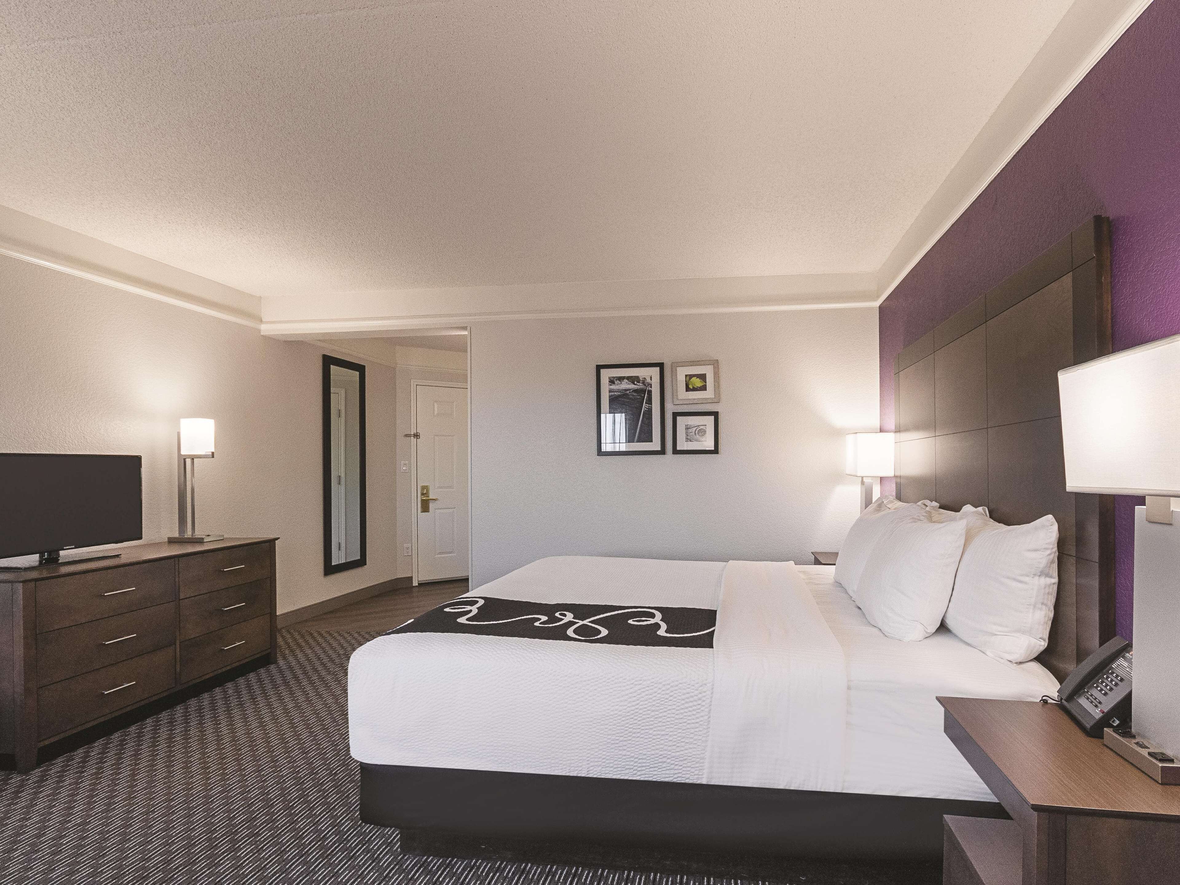 room, 1 king bed, non smoking | premium bedding, desk, iron/ironing board, free cots/infant beds