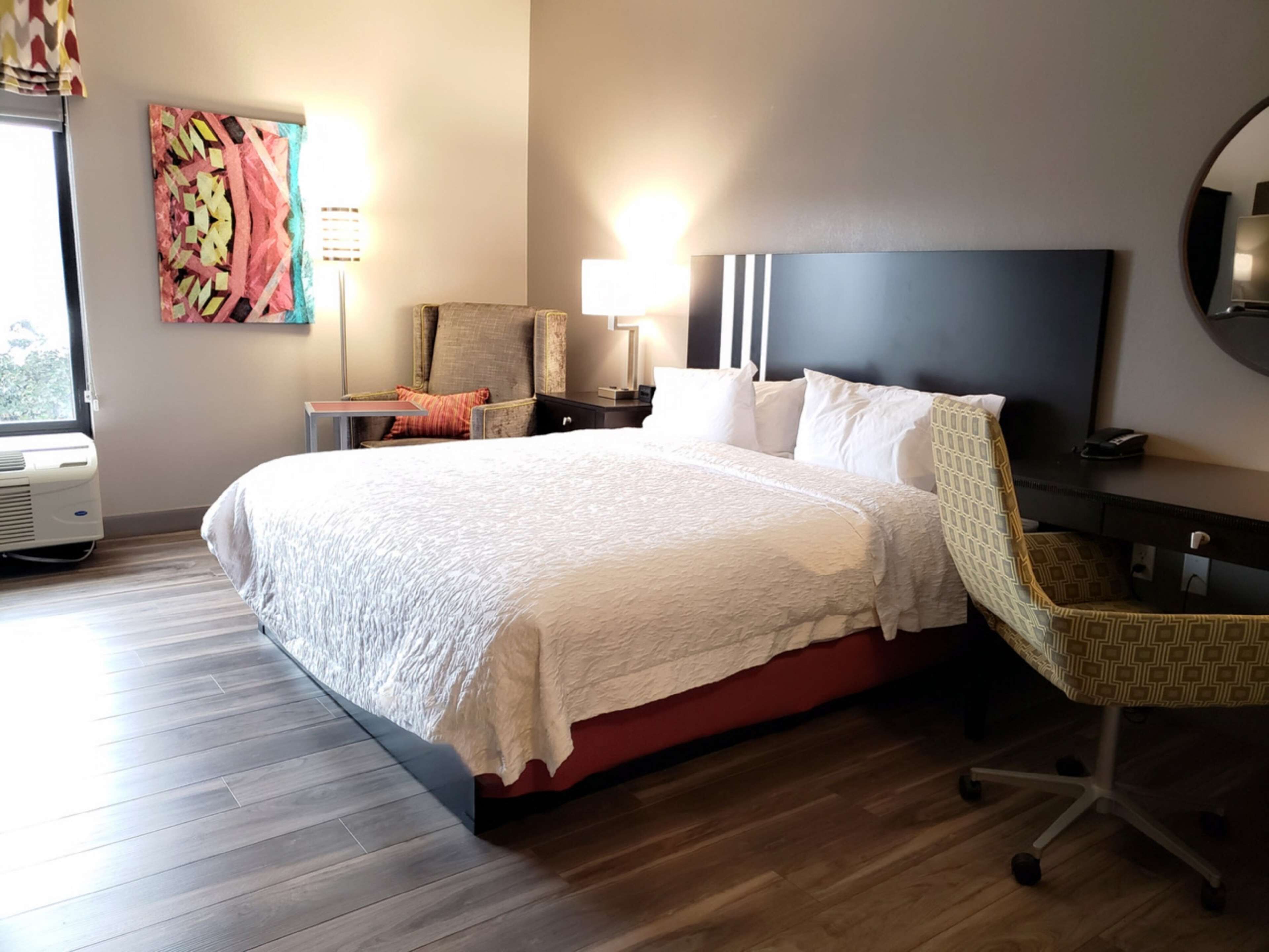 room, 1 king bed, non smoking | iron/ironing board, free cots/infant beds, free rollaway beds, free wifi