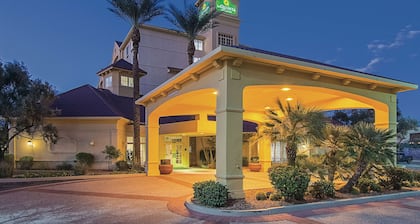 La Quinta Inn & Suites by Wyndham Phoenix Mesa West
