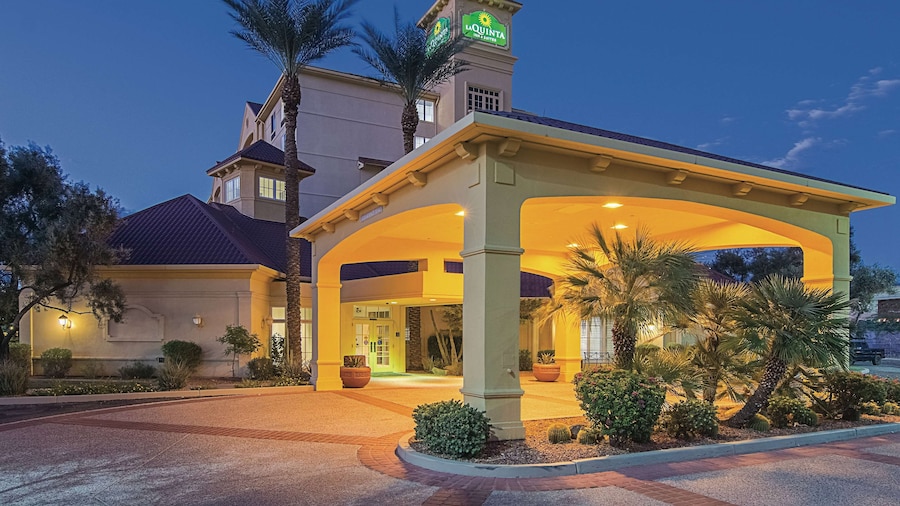 La Quinta Inn & Suites by Wyndham Phoenix Mesa West