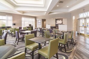 Petit déjeuner continental compris tous les jours