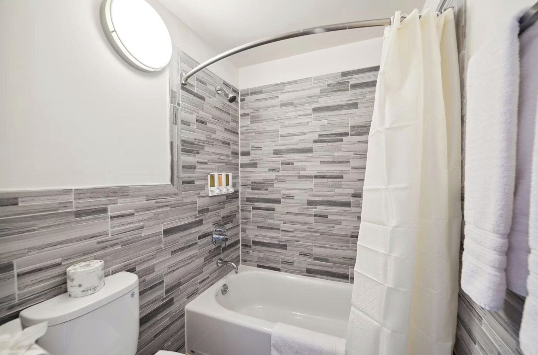 Photo - Union Square Plaza Hotel