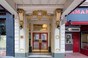 Entrée de l’hébergement