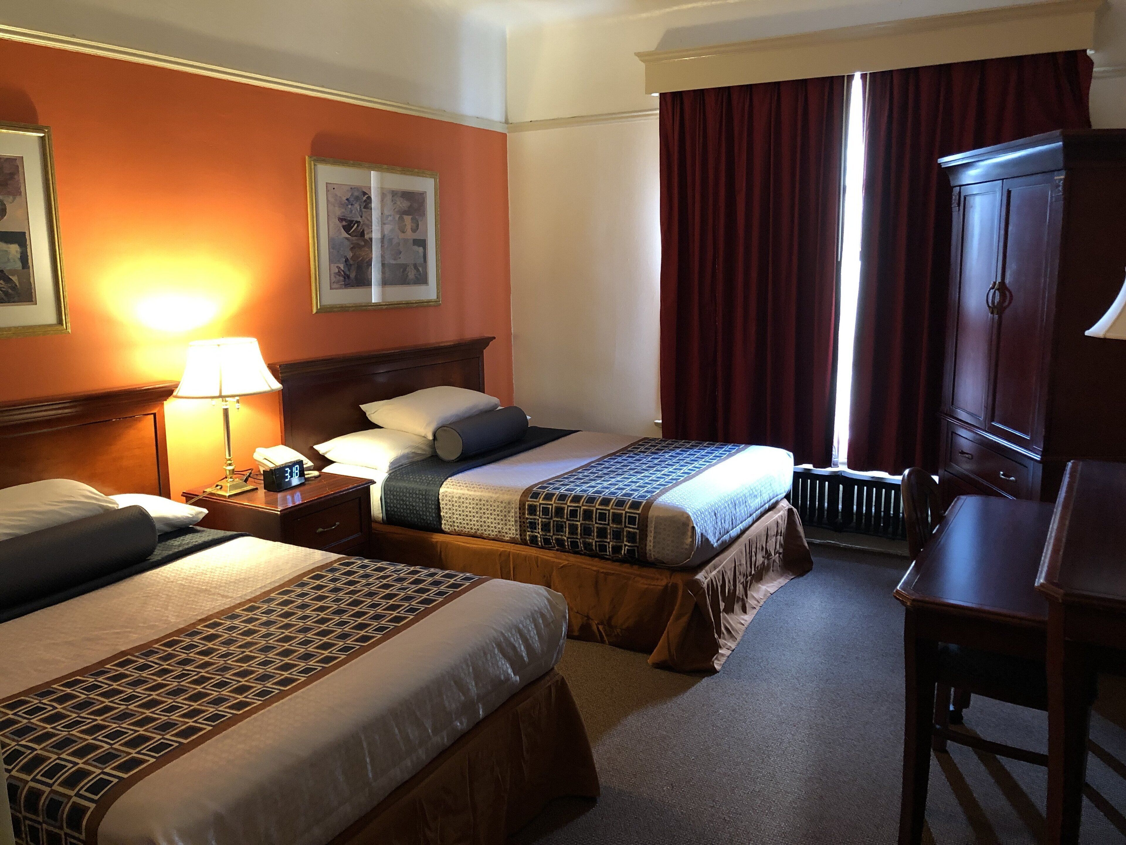 Photo - Union Square Plaza Hotel