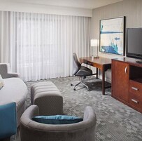 Ropa de cama de alta calidad, cubrecamas y escritorio 