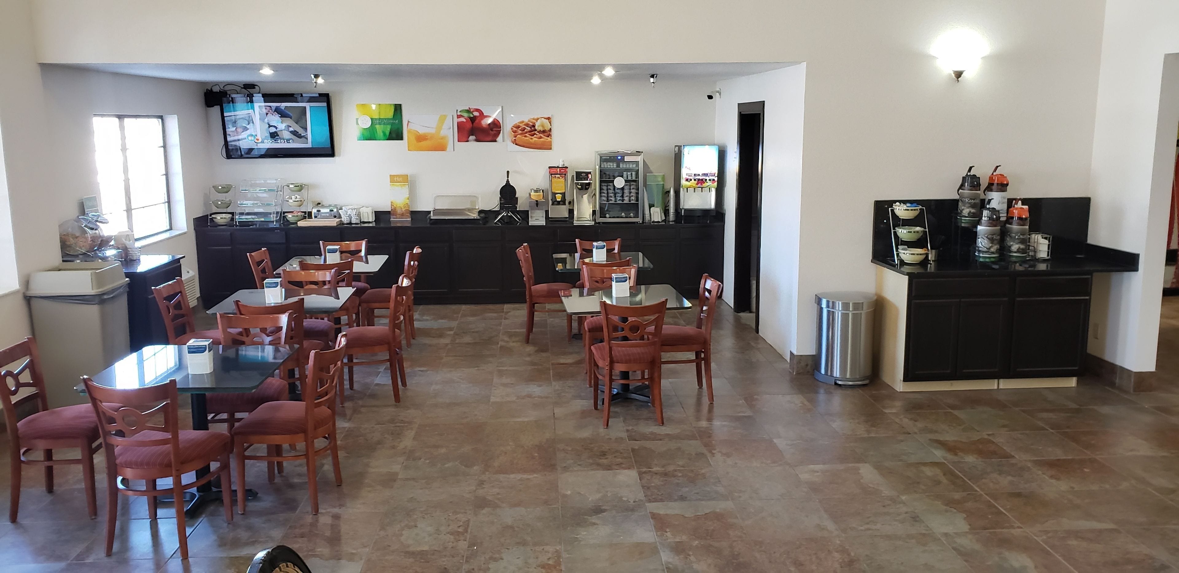 Petit déjeuner complet compris tous les jours