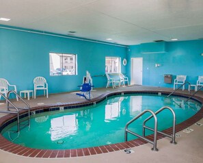 Indoor pool - Quality Inn Franklin I-65 (Franklin)