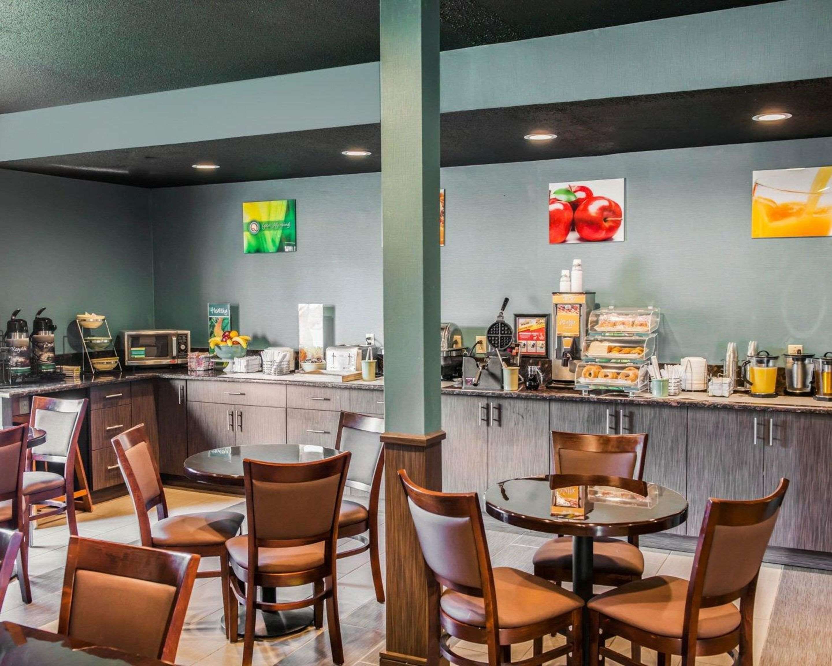 Café da manhã continental grátis todos os dias