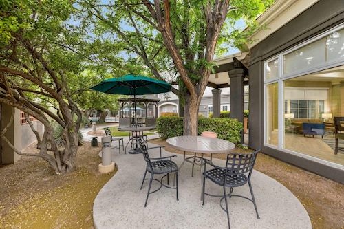 La Quinta Inn & Suites by Wyndham Albuquerque West