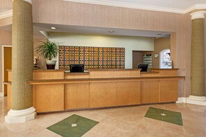 Lobby - La Quinta Inn & Suites by Wyndham Albuquerque West (Albuquerque)