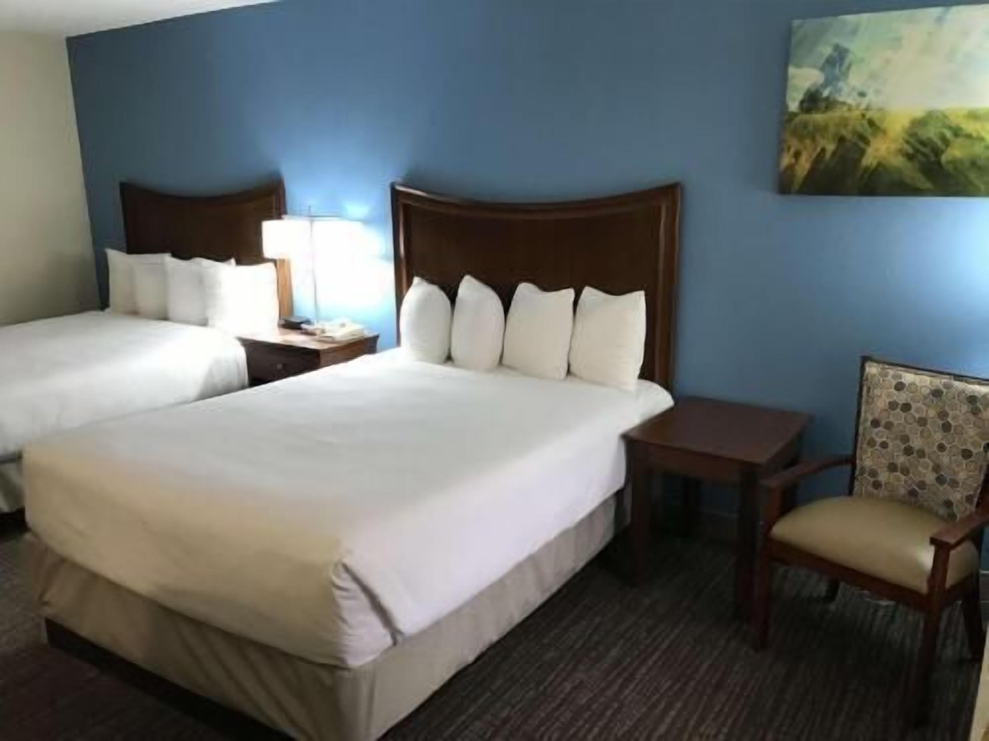 In-room safe, desk, laptop workspace, iron/ironing board