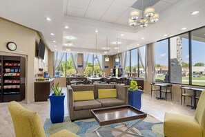 Lobby - Best Western Inn & Suites - Monroe (Monroe)