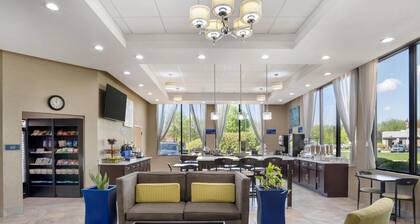 Best Western Inn & Suites - Monroe