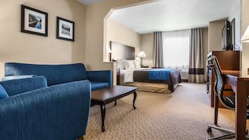 Suite, 1 cama King size y sofá cama, para no fumadores | Escritorio, tabla de planchar con plancha y cunas gratuitas