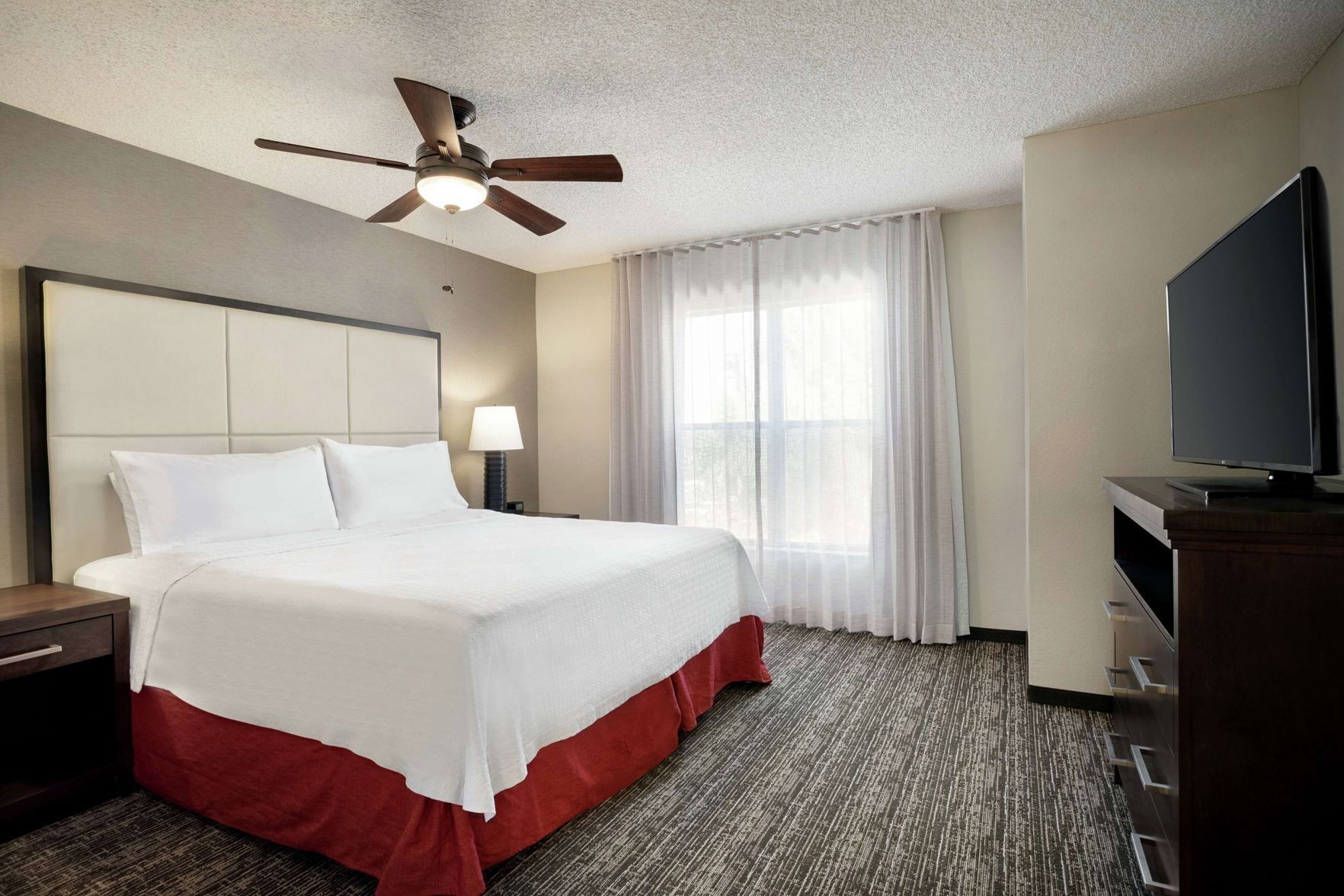 1 bedroom, premium bedding, desk, iron/ironing board