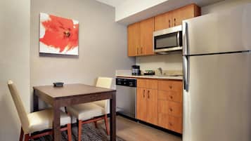 Suite, Two Double Beds, Non-Smoking | Private kitchen | Full-sized fridge, microwave, stovetop, dishwasher