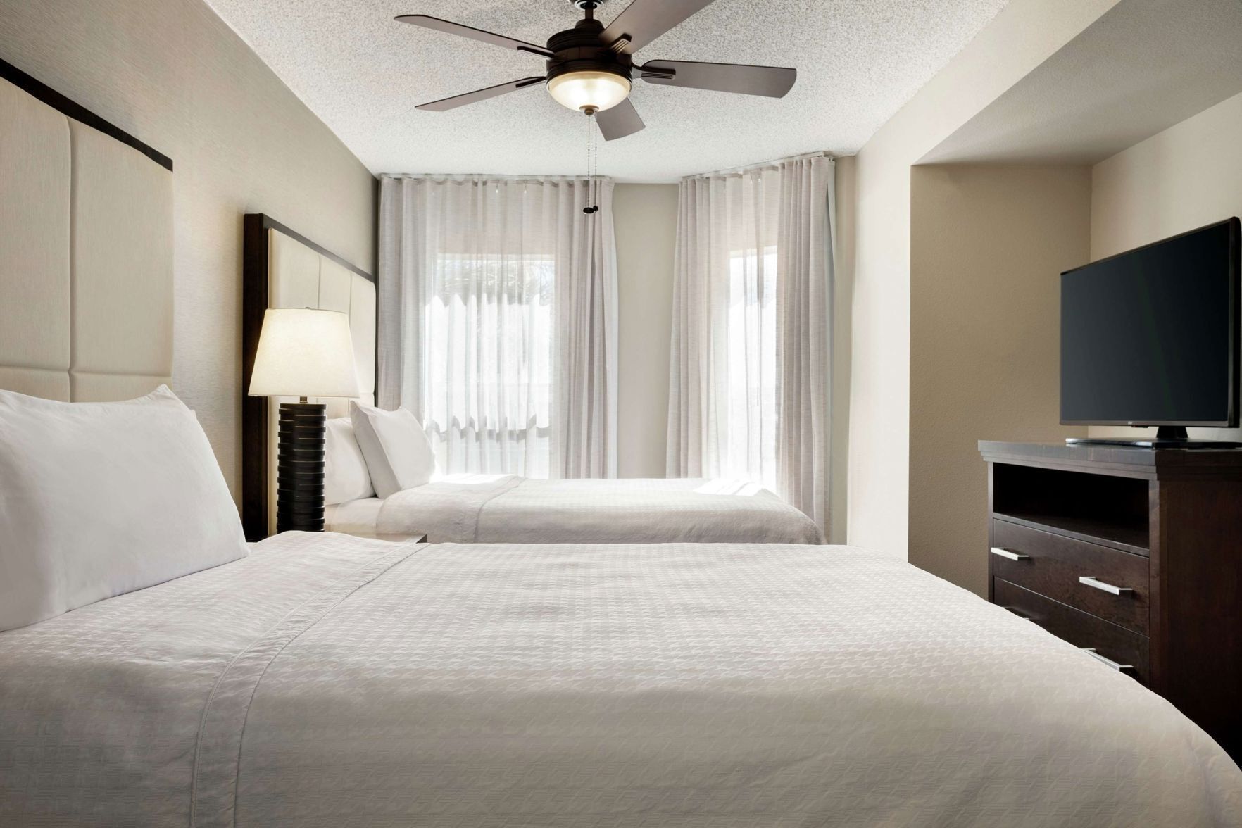 1 bedroom, premium bedding, desk, iron/ironing board