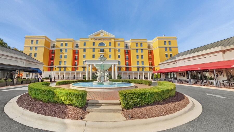 Hampton Inn & Suites Charlotte/South Park at Phillips Place