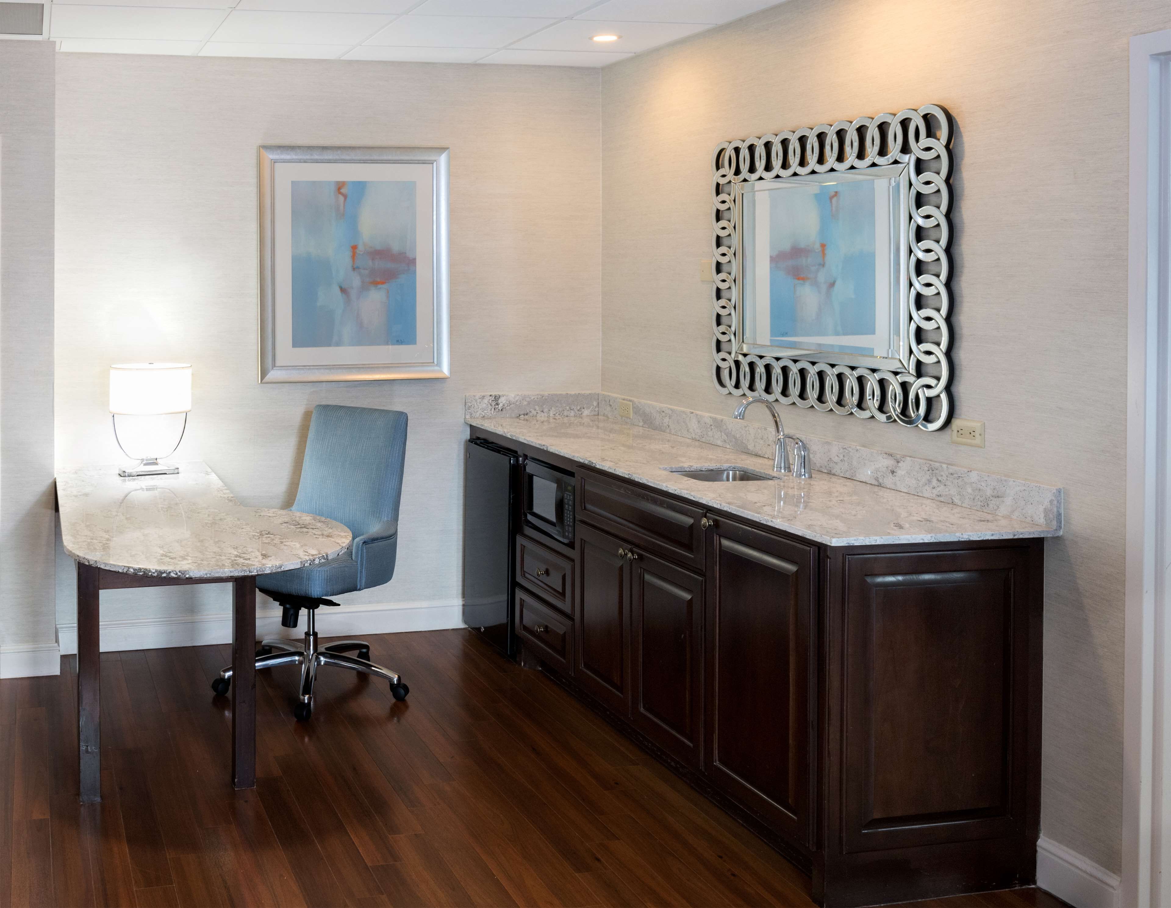 1 bedroom, in-room safe, desk, laptop workspace