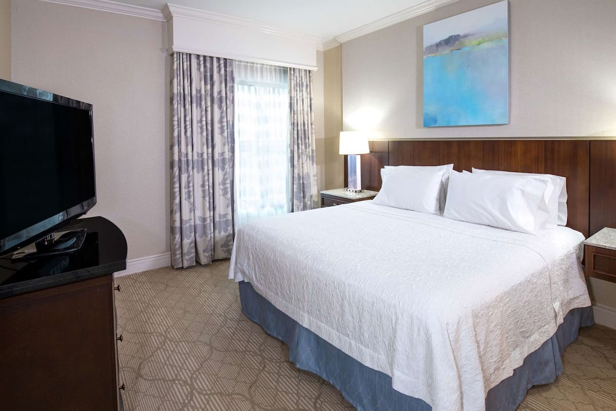 In-room safe, desk, laptop workspace, blackout drapes