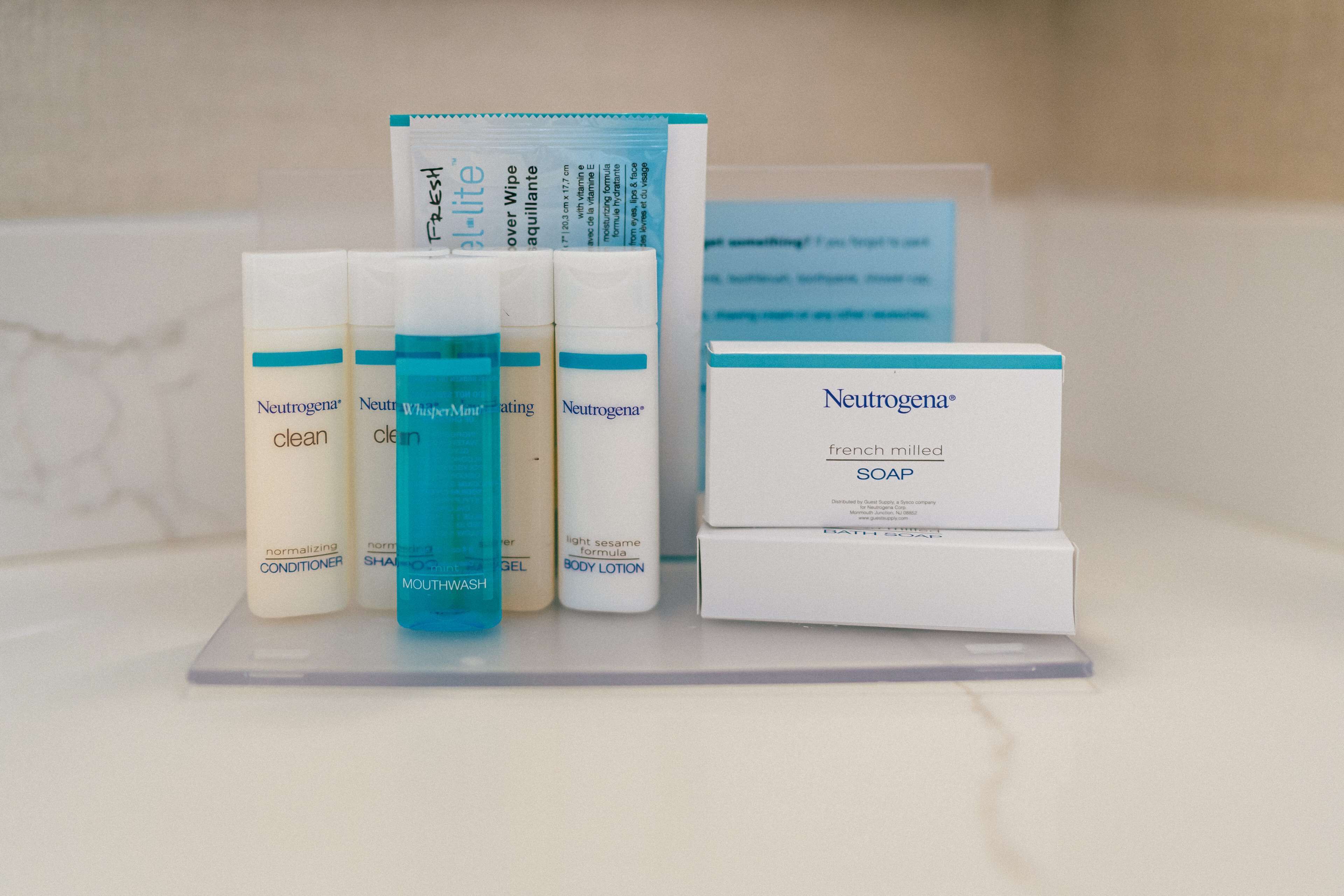 1 bedroom, in-room safe, desk, laptop workspace