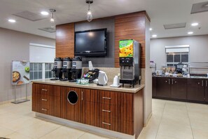 Desayuno continental incluido todos los días