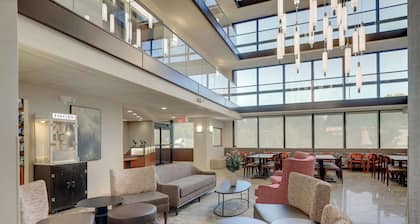 Drury Inn & Suites Charlotte University Place