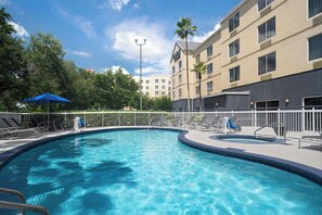 Outdoor pool - Fairfield Inn By Marriott Orlando Airport (Orlando)