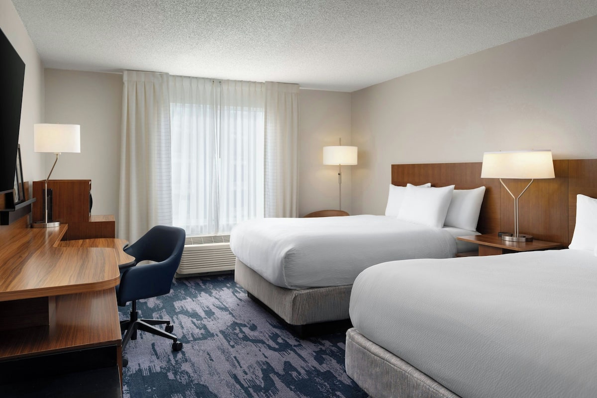 Room, 2 Queen Beds