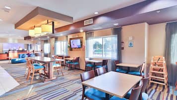 Colazione a buffet inclusa, servita tutte le mattine