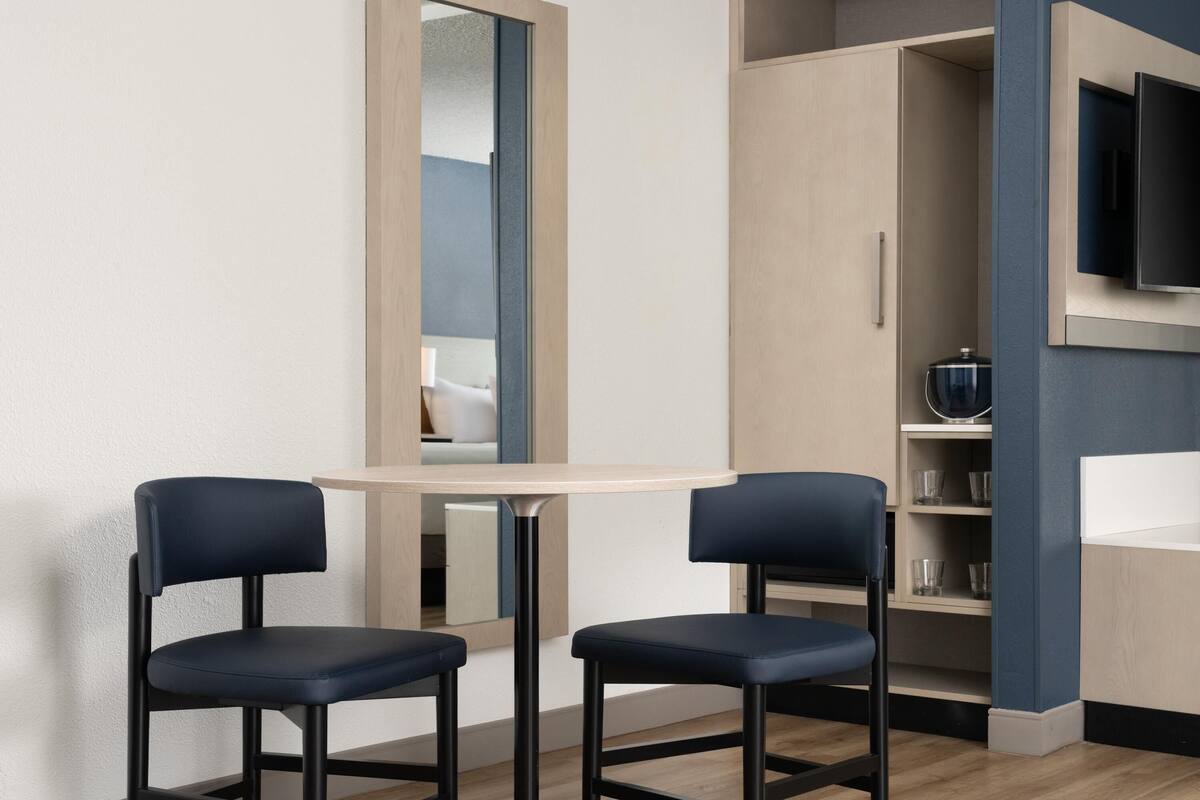 1 chambre, literie de qualité supérieure, couette en duvet d'oie